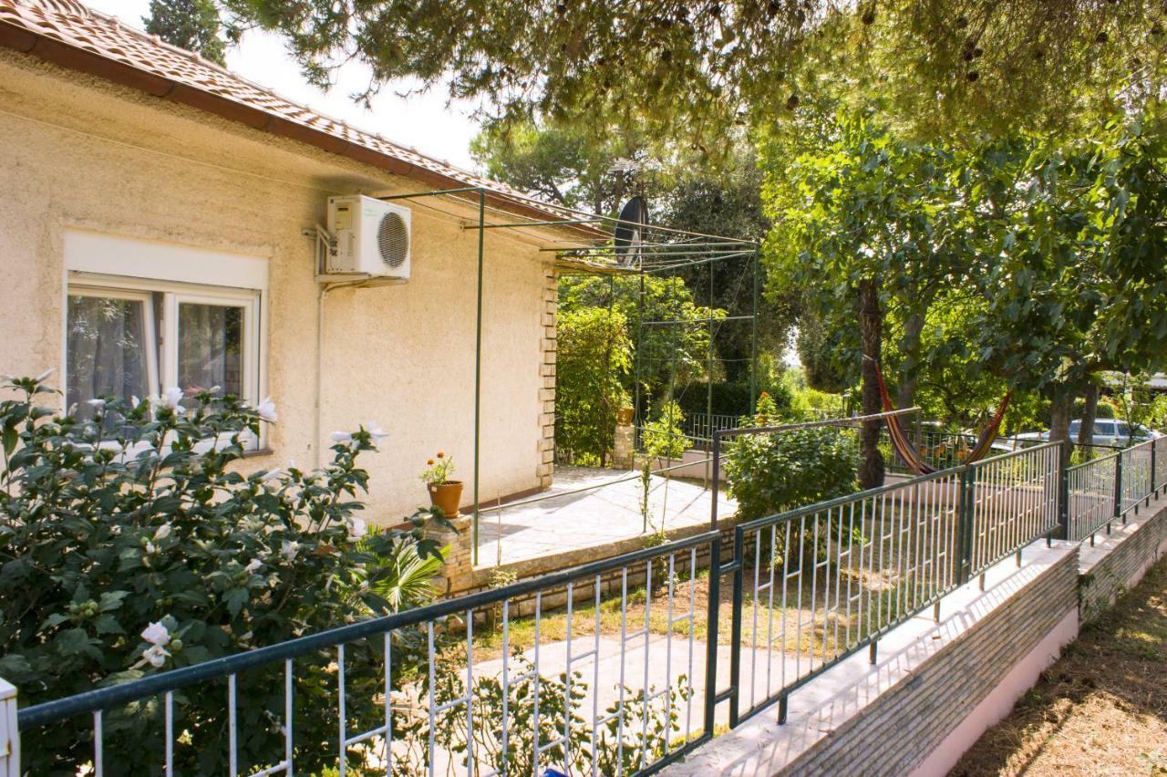 Holiday Home I.D.A. Баньоле Екстериор снимка